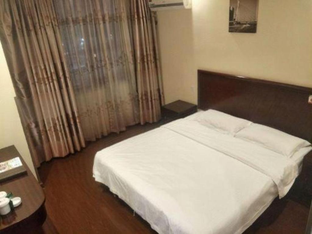 Greentree Inn Suzhou Wujiang Zhenze Town Zhennan Road Express Hotel Buitenkant foto